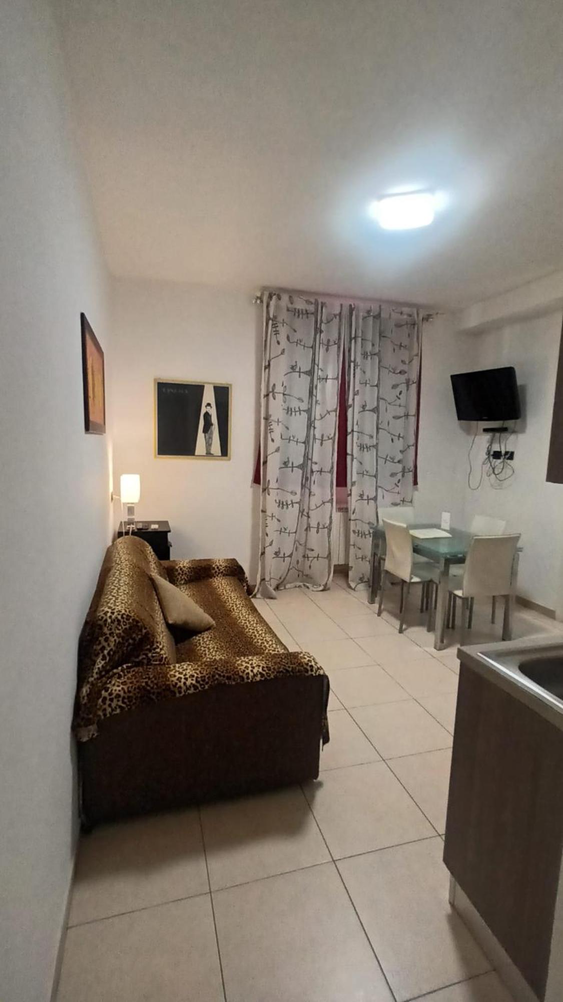 Olimpo Apartments St John In Lateran Roma Dış mekan fotoğraf